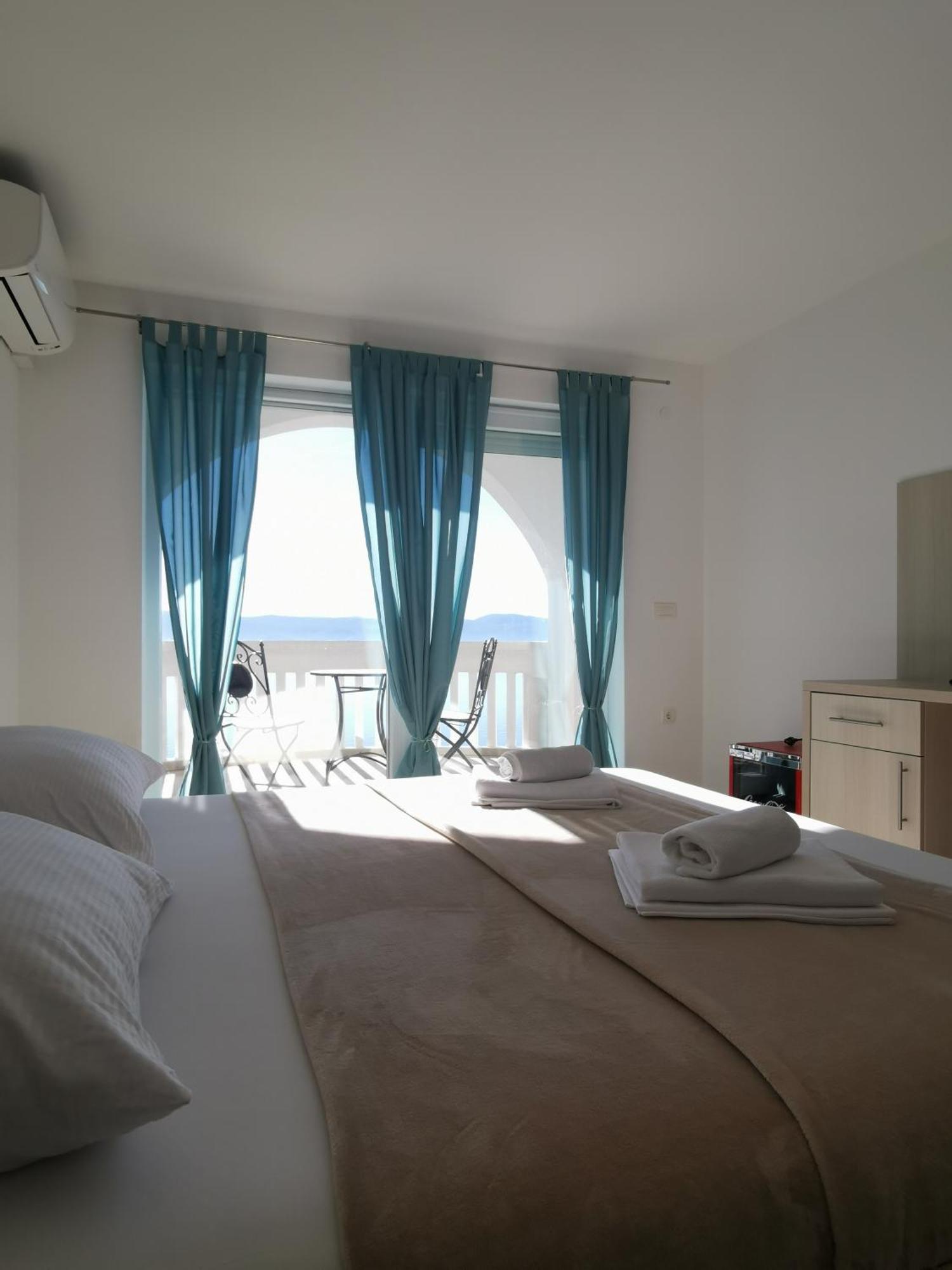 נובי ווינודולסקי Villa Bellevue מראה חיצוני תמונה