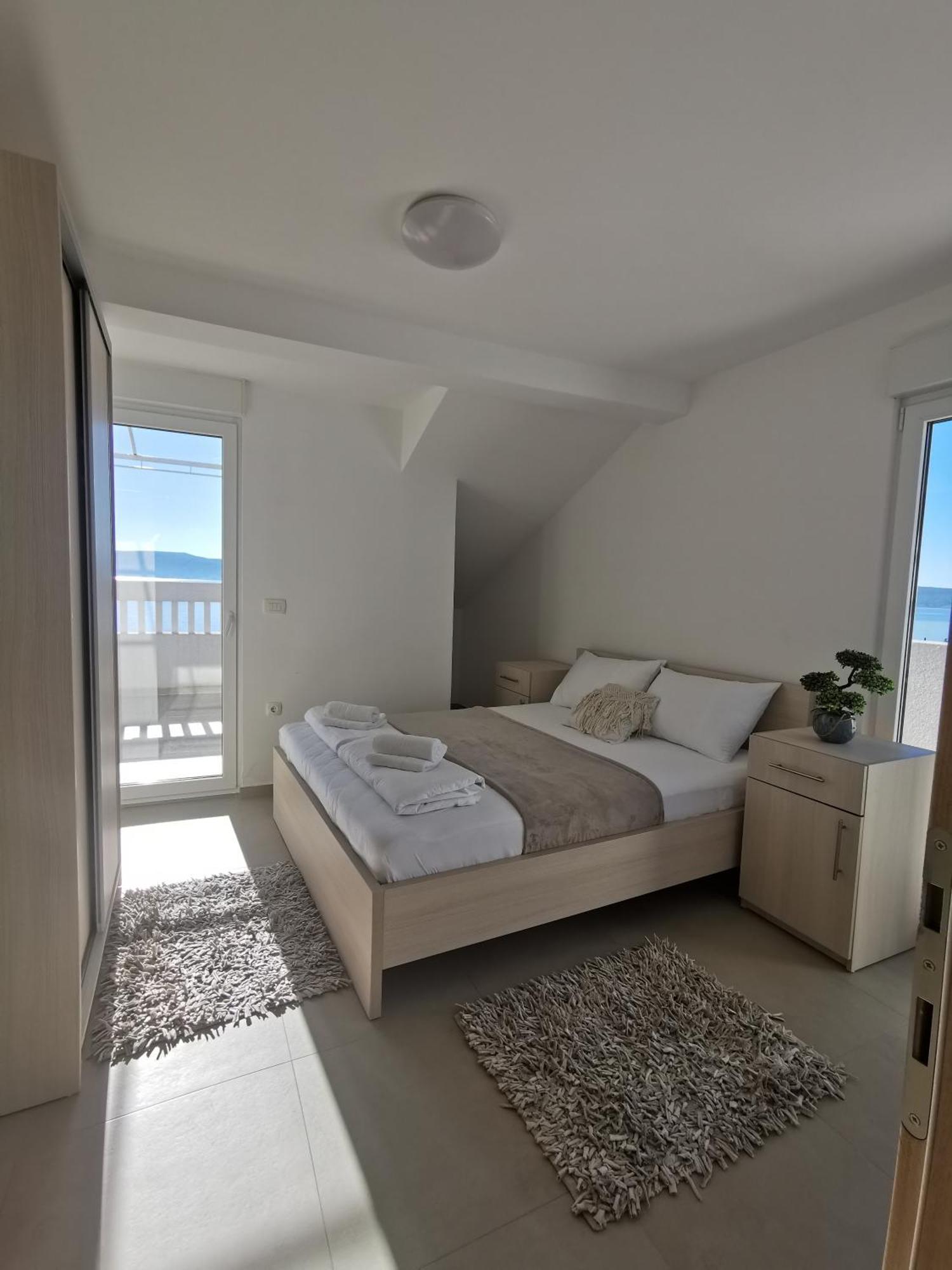 נובי ווינודולסקי Villa Bellevue מראה חיצוני תמונה