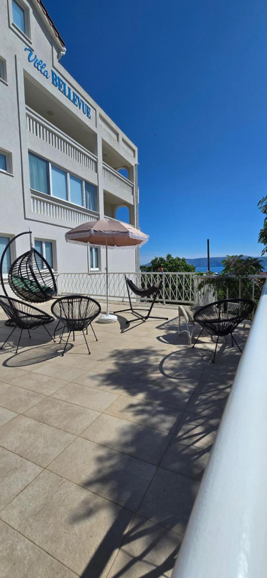 נובי ווינודולסקי Villa Bellevue מראה חיצוני תמונה